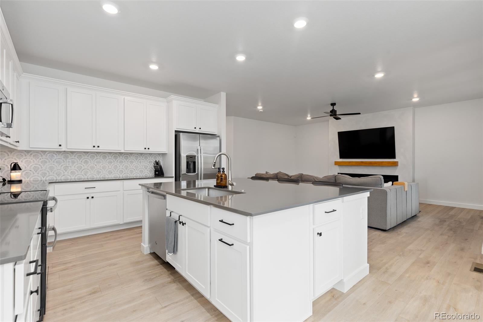 MLS Image #16 for 14813  fairfax street,thornton, Colorado