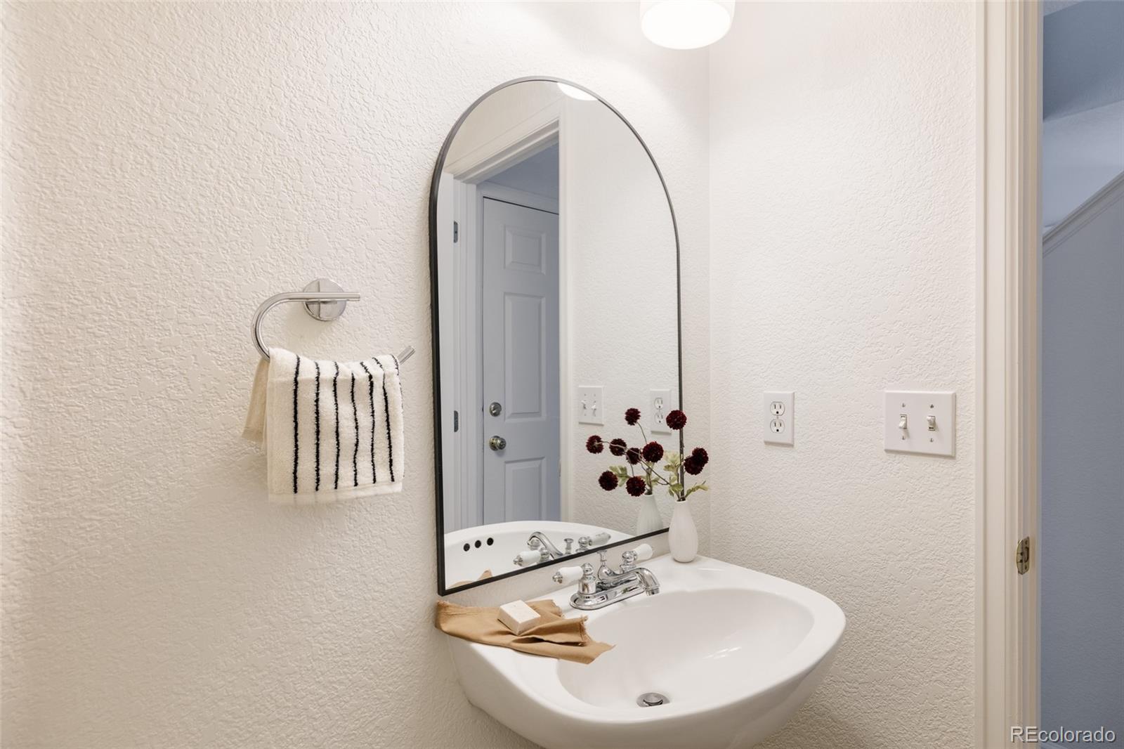MLS Image #17 for 3743 e 92nd place,thornton, Colorado