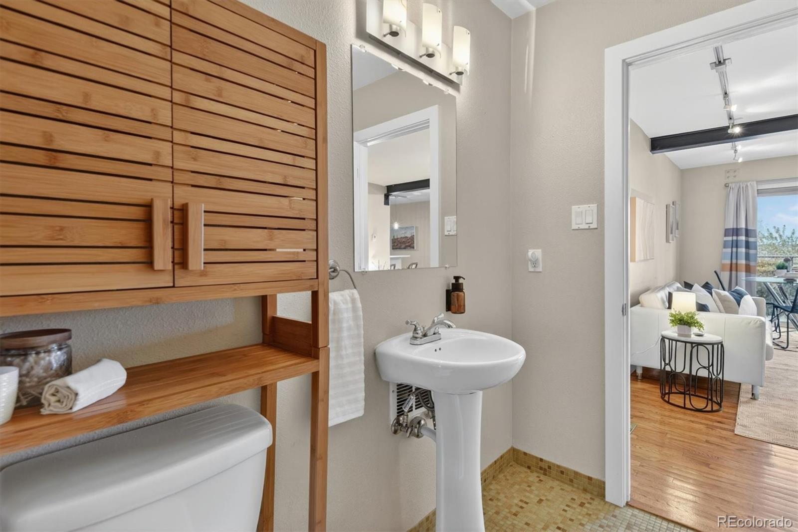 MLS Image #13 for 1245  columbine street 407,denver, Colorado