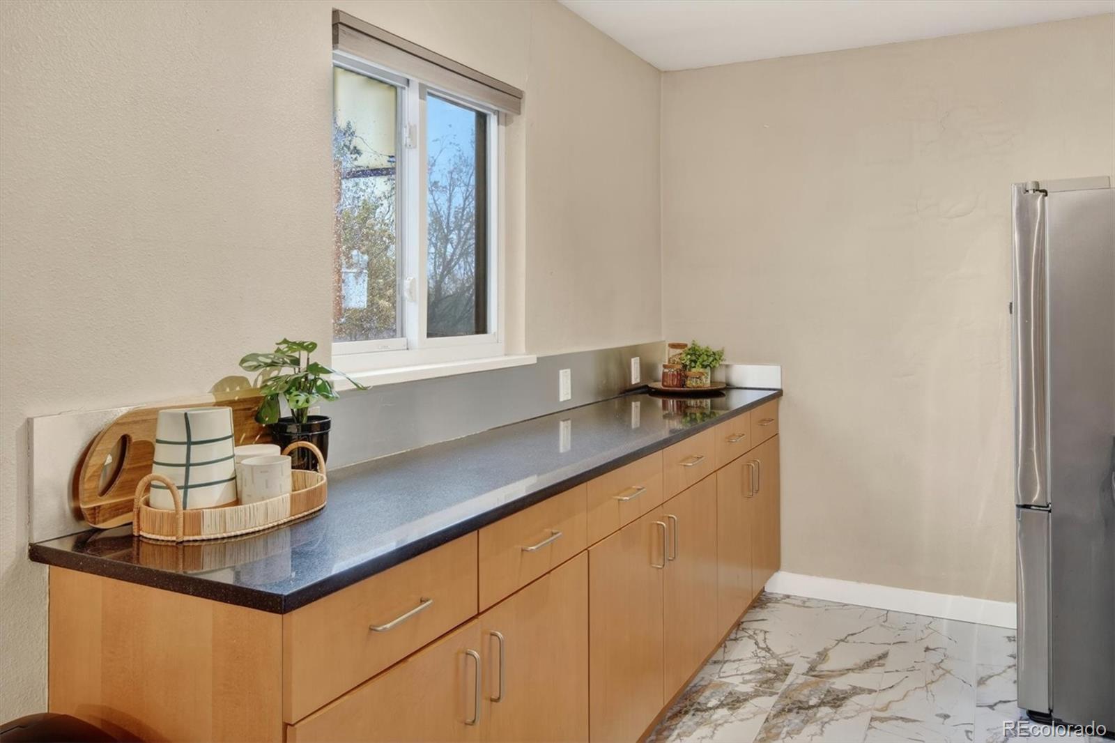 MLS Image #7 for 1245  columbine street 407,denver, Colorado
