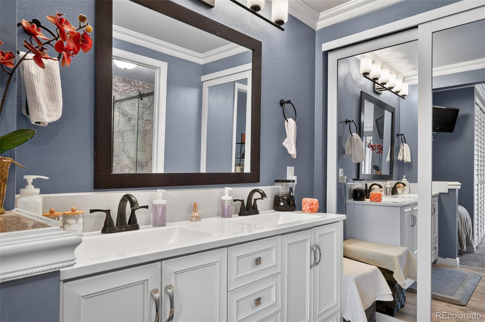 MLS Image #18 for 8135 e phillips circle,centennial, Colorado