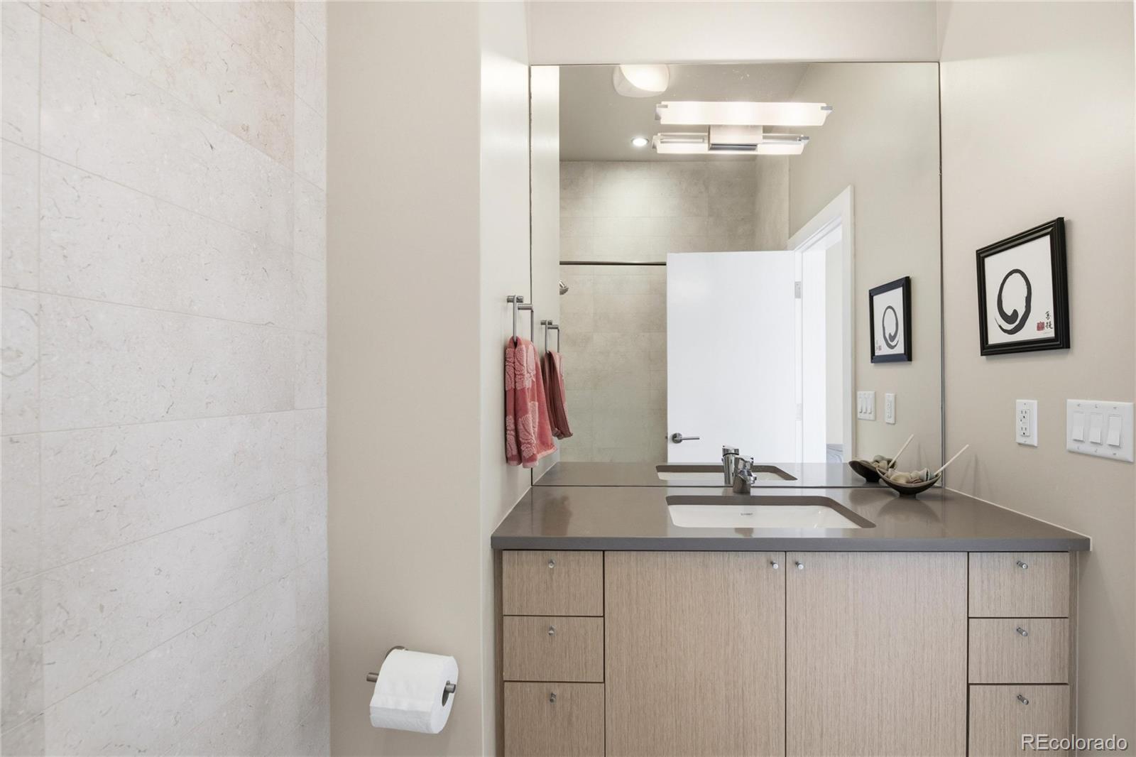 MLS Image #23 for 2308 s university boulevard,denver, Colorado
