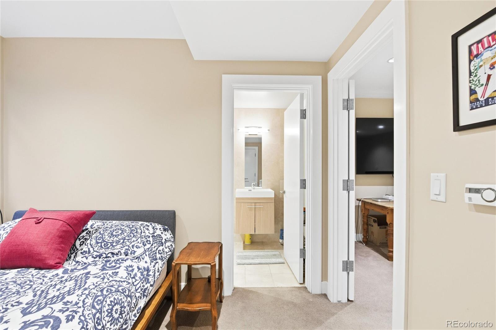 MLS Image #30 for 2308 s university boulevard,denver, Colorado