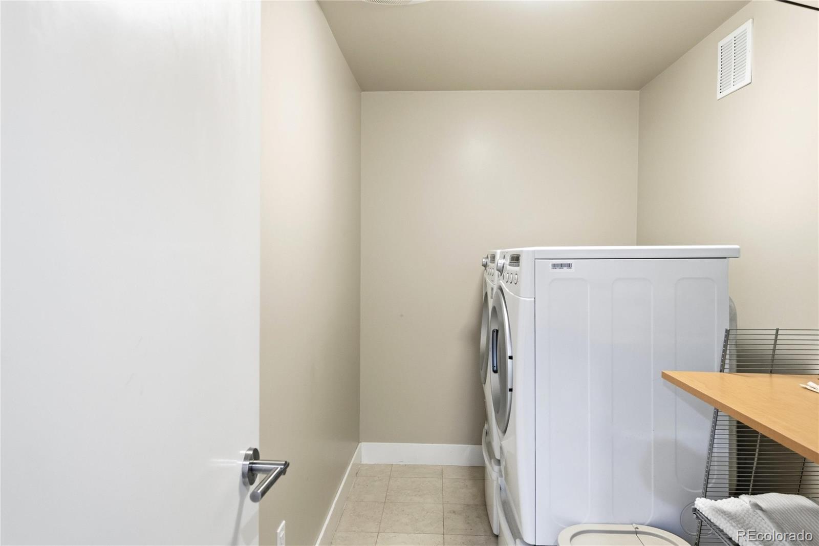 MLS Image #32 for 2308 s university boulevard,denver, Colorado