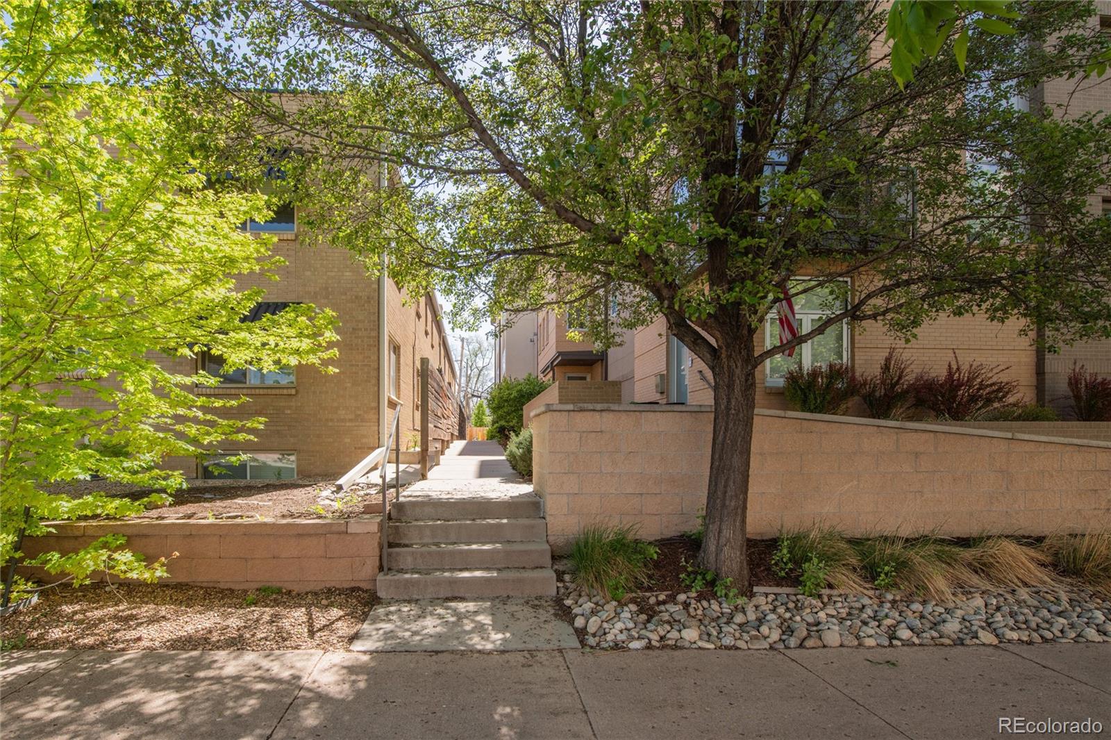 MLS Image #38 for 2308 s university boulevard,denver, Colorado