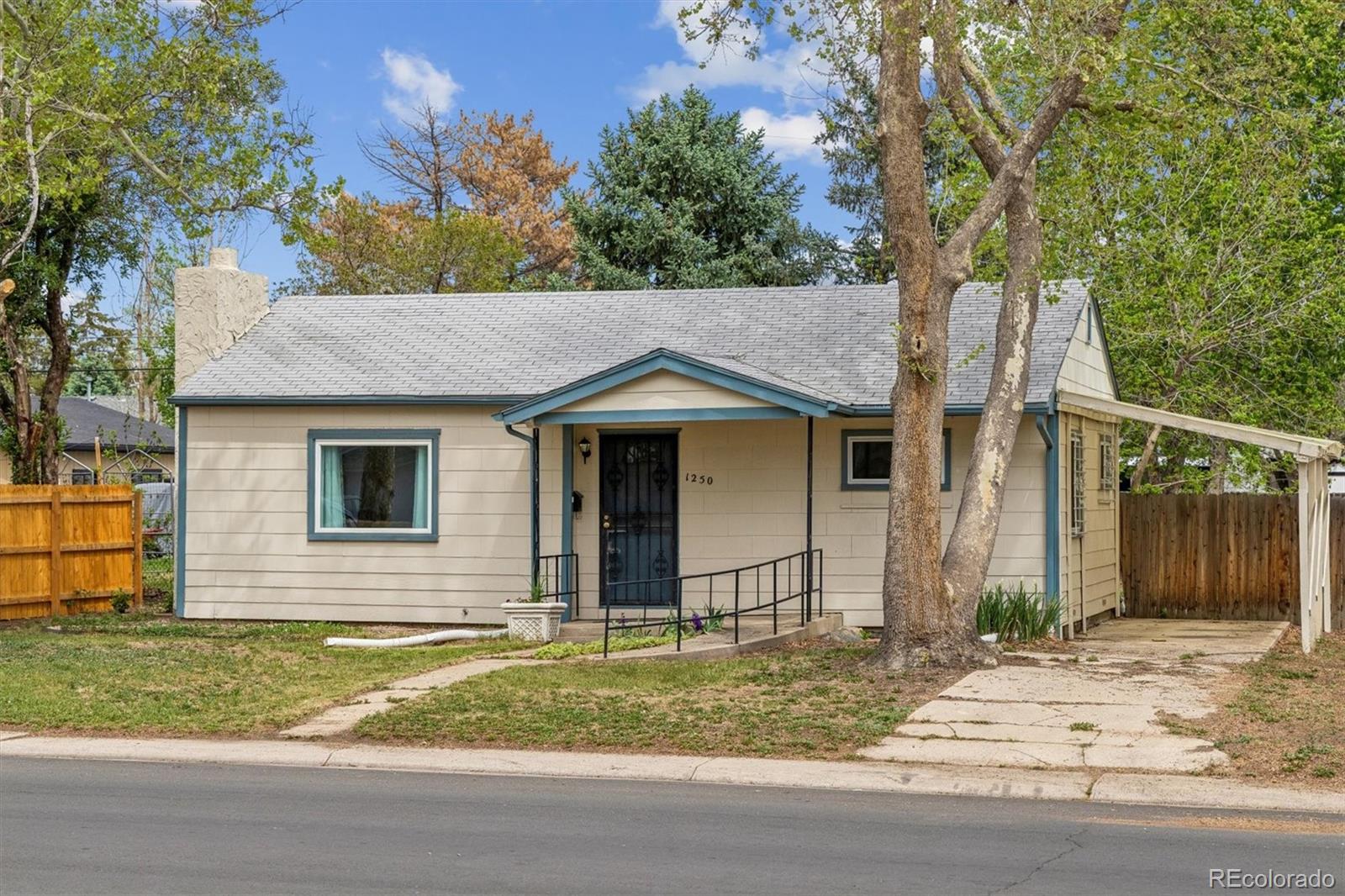 MLS Image #2 for 1250 s zenobia street,denver, Colorado
