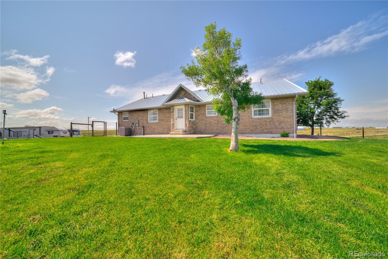 MLS Image #2 for 34427  county road w ,hillrose, Colorado