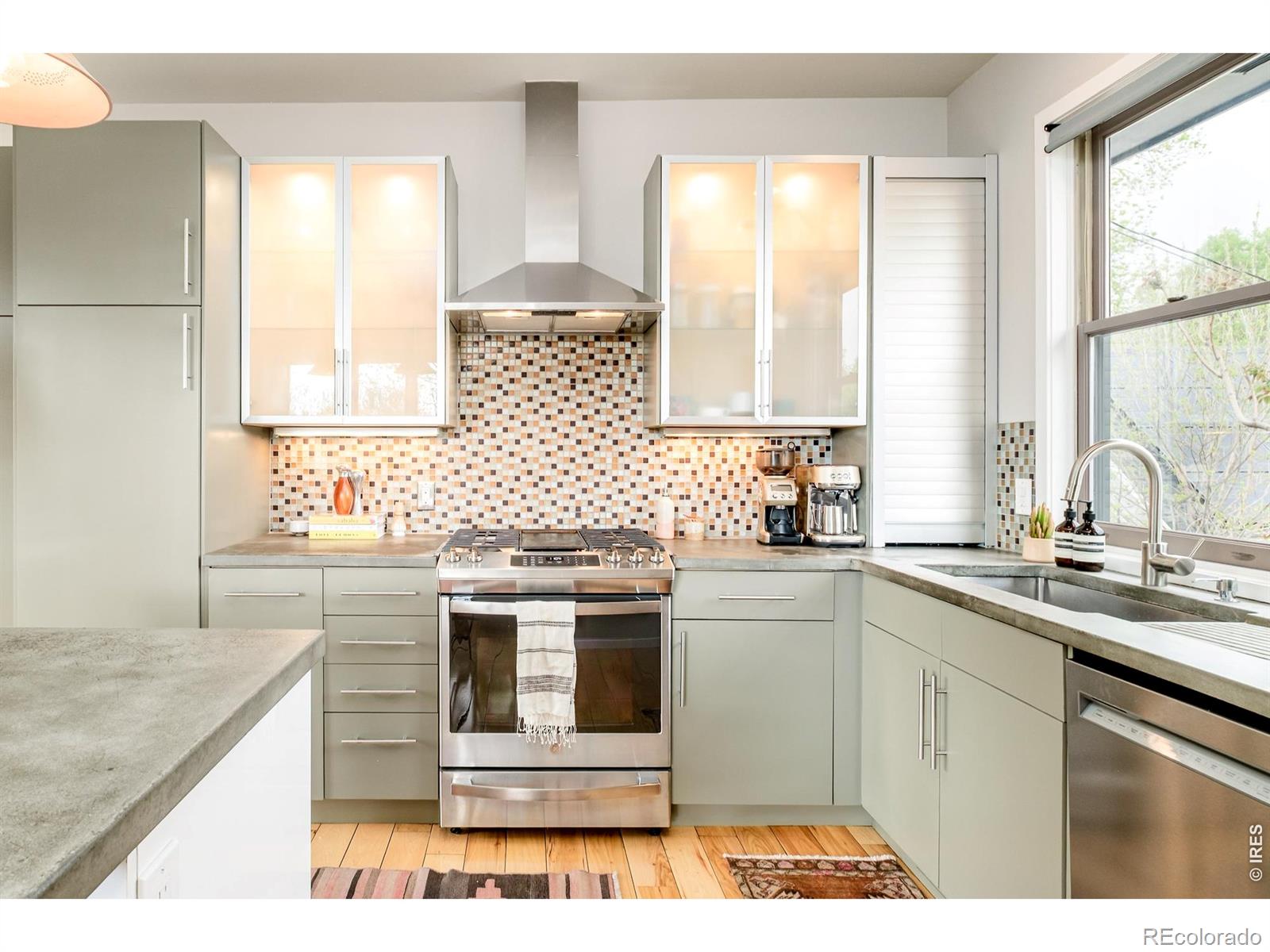 MLS Image #11 for 2215  20th street,boulder, Colorado