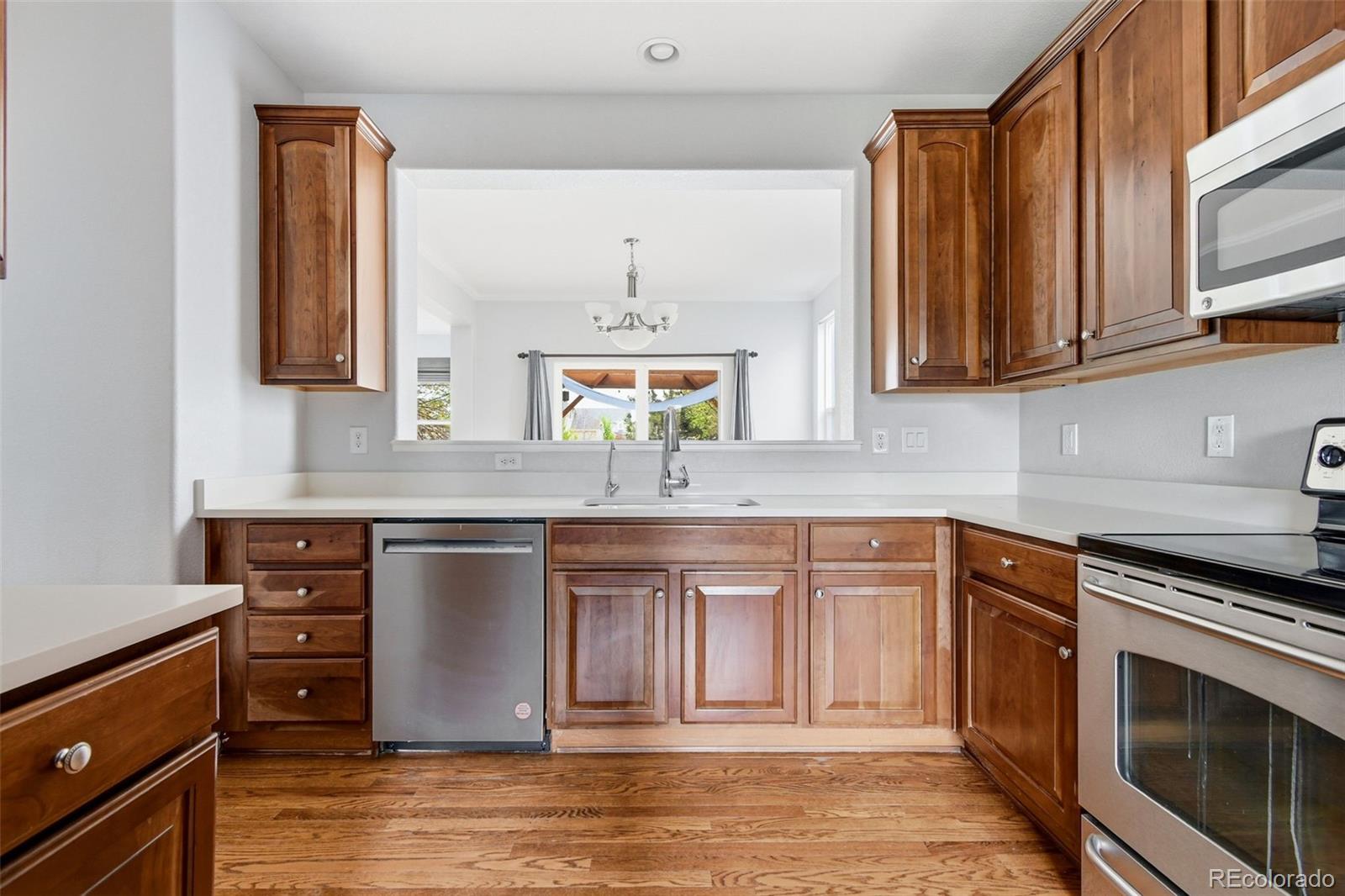 MLS Image #15 for 10114  waco street,commerce city, Colorado