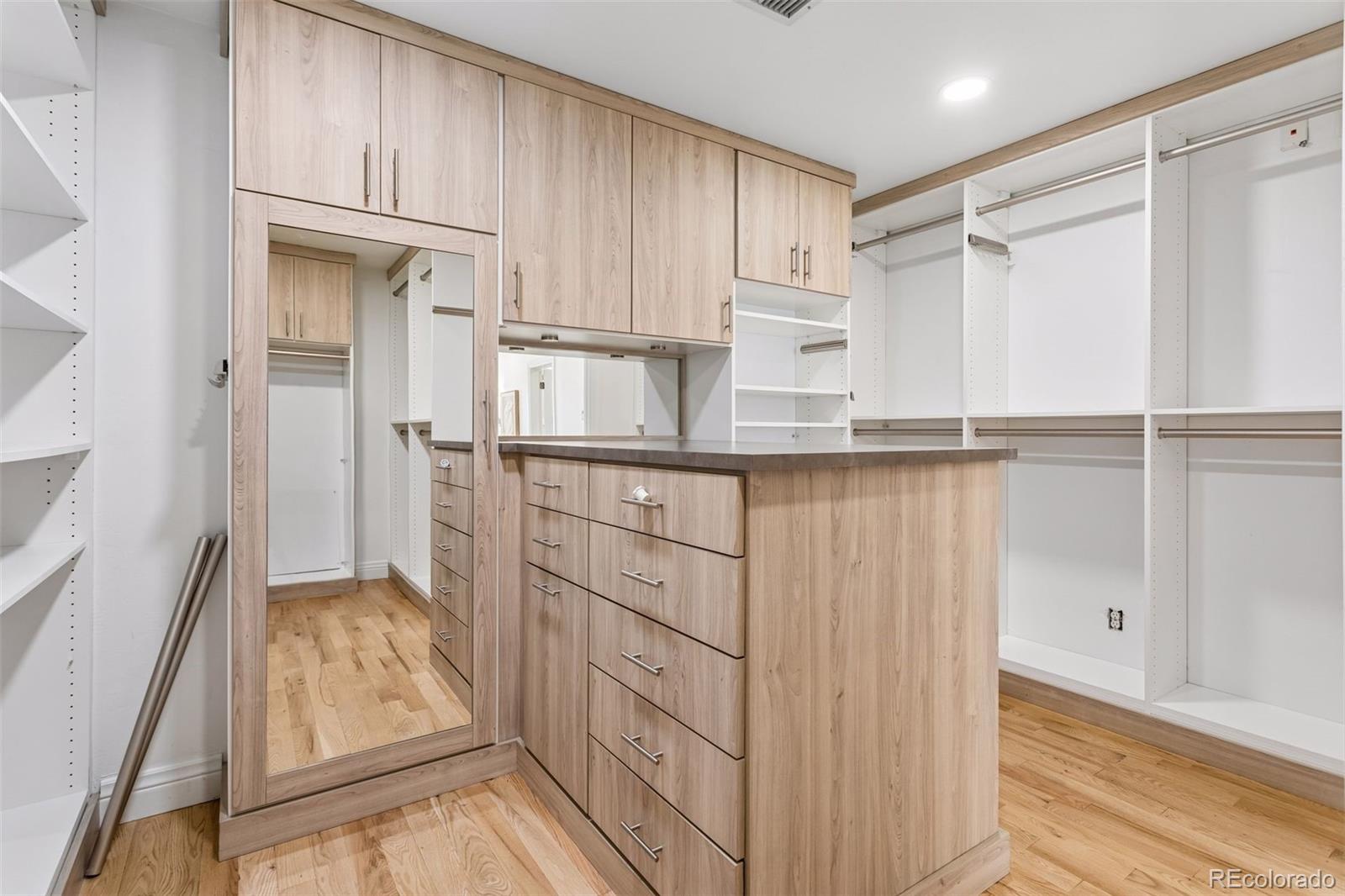 MLS Image #34 for 477 n high street,denver, Colorado