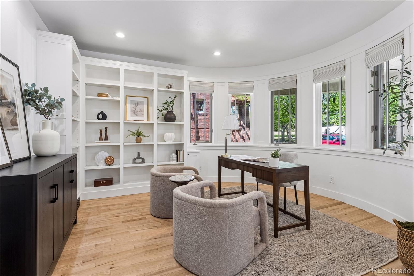 MLS Image #4 for 477 n high street,denver, Colorado