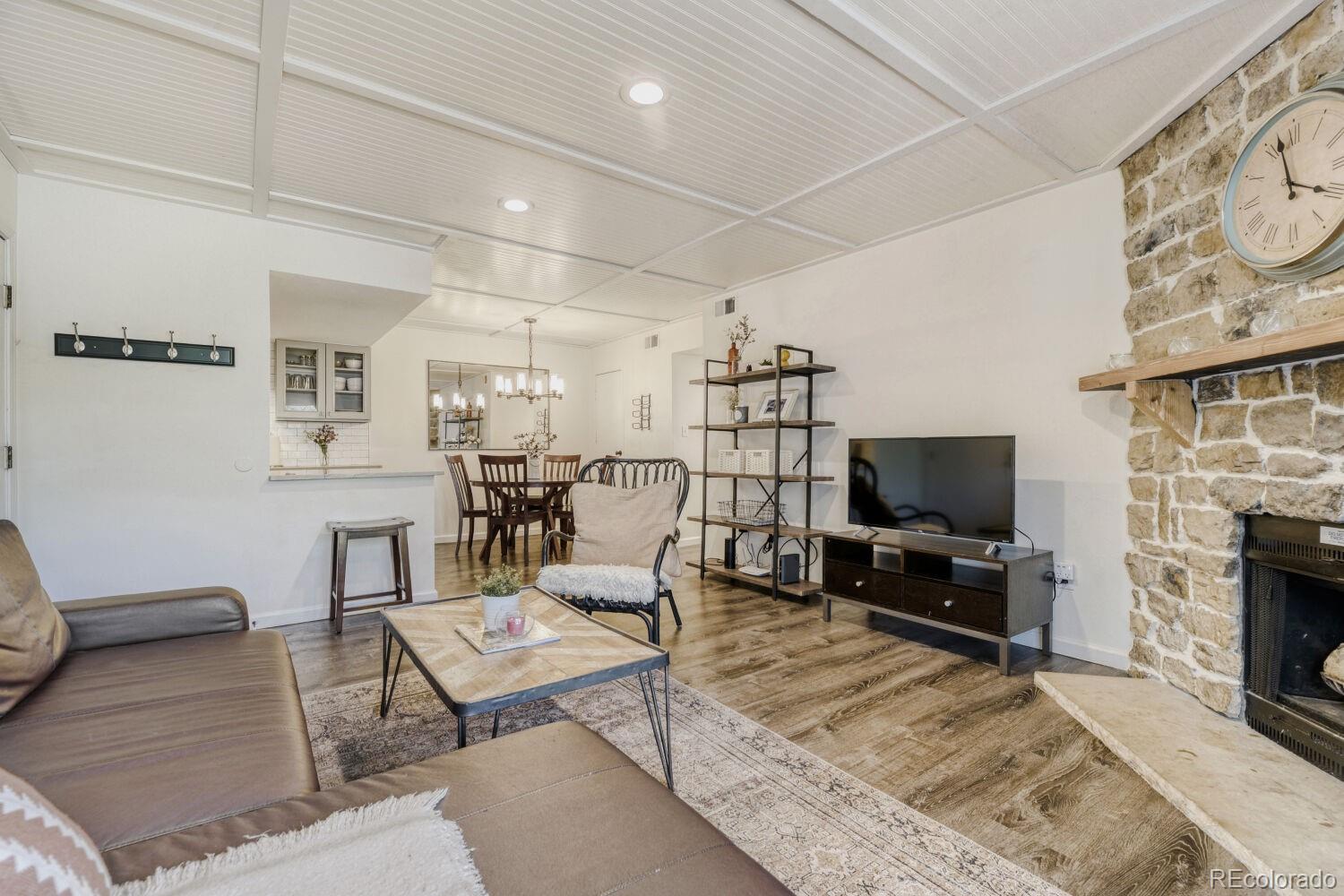 MLS Image #5 for 4400 s quebec street,denver, Colorado
