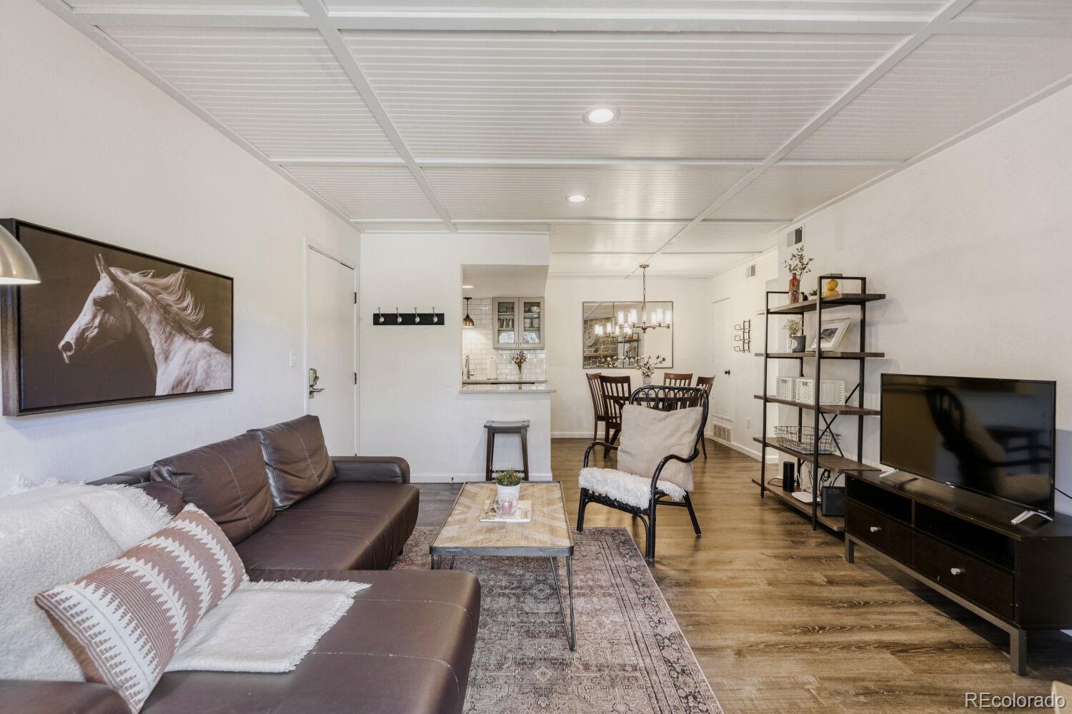 MLS Image #6 for 4400 s quebec street,denver, Colorado