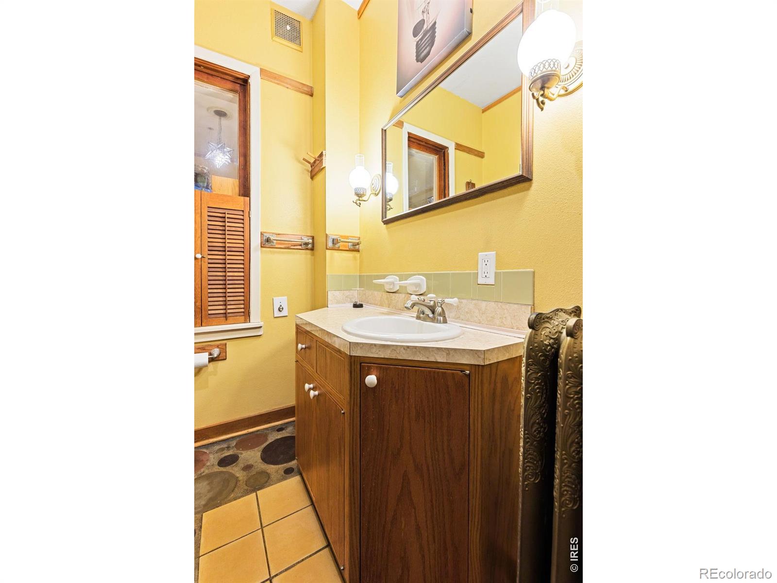MLS Image #26 for 251  gay street,longmont, Colorado