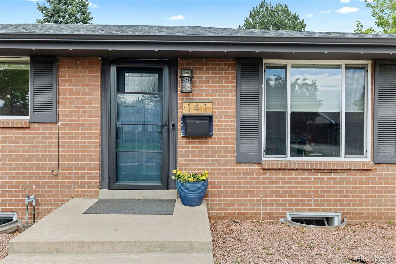 MLS Image #5 for 141 s saulsbury street,lakewood, Colorado
