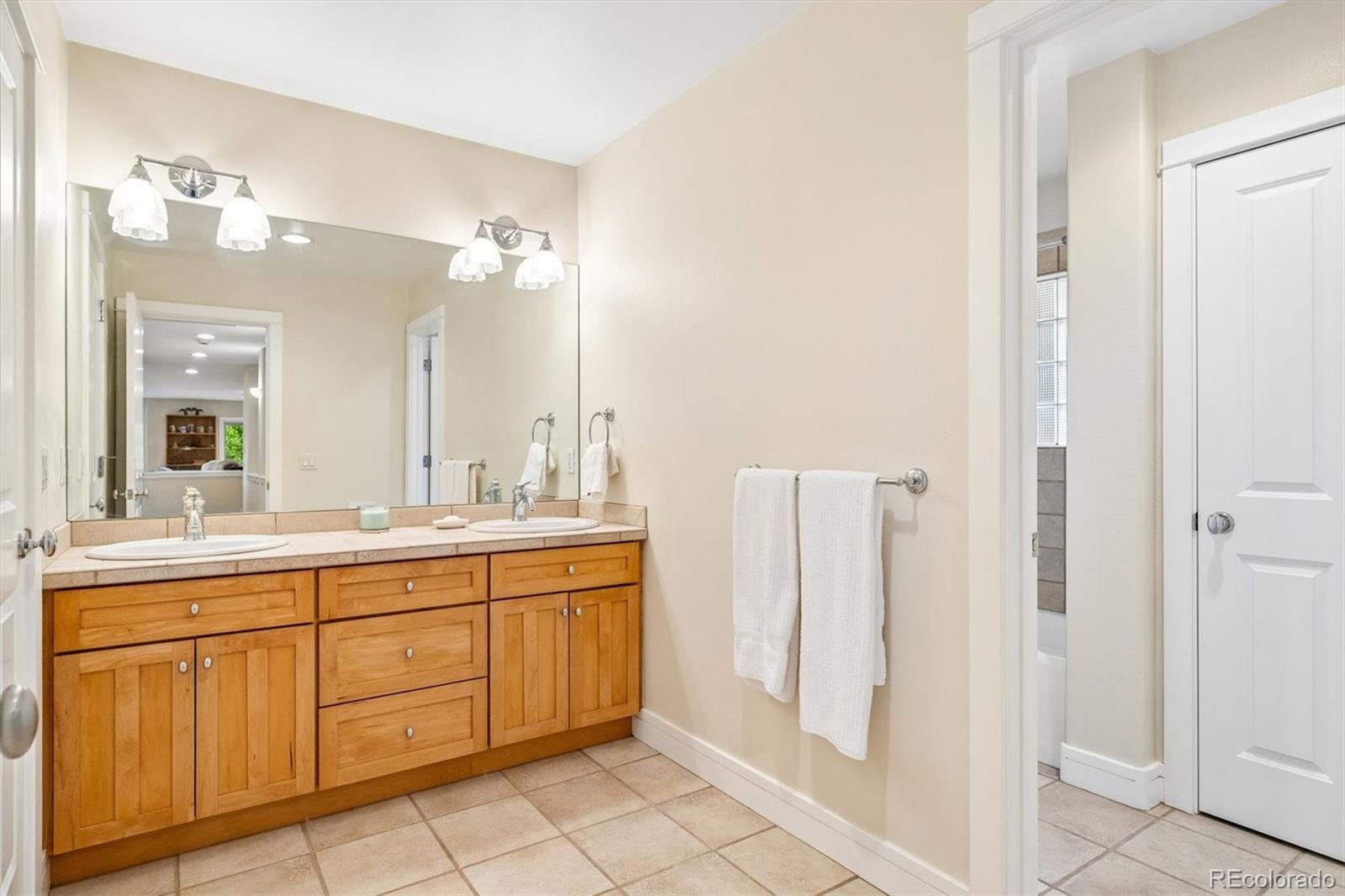 MLS Image #32 for 1108 s steele street,denver, Colorado