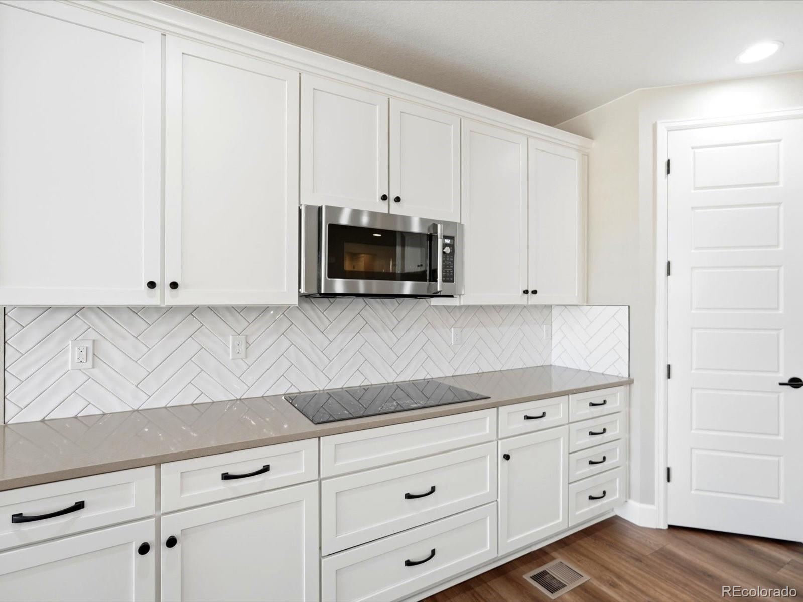 MLS Image #10 for 705  hearthstone avenue,brighton, Colorado