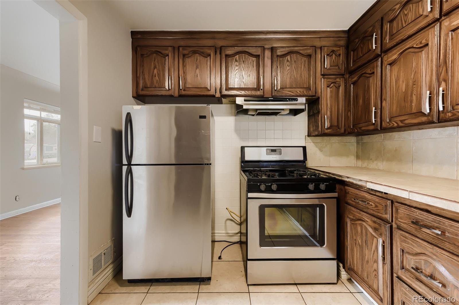 MLS Image #5 for 566  wolff street,denver, Colorado