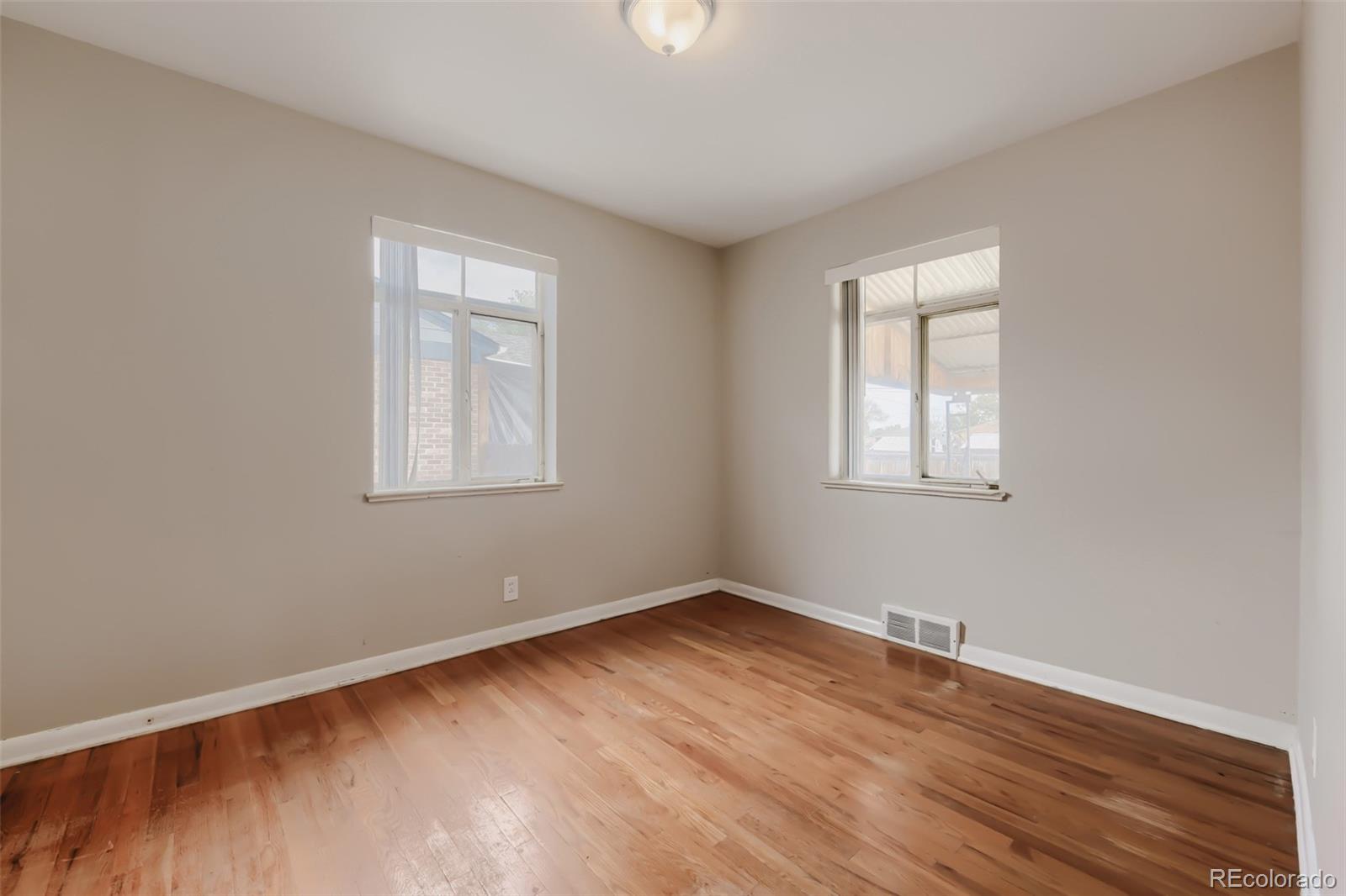 MLS Image #7 for 566  wolff street,denver, Colorado