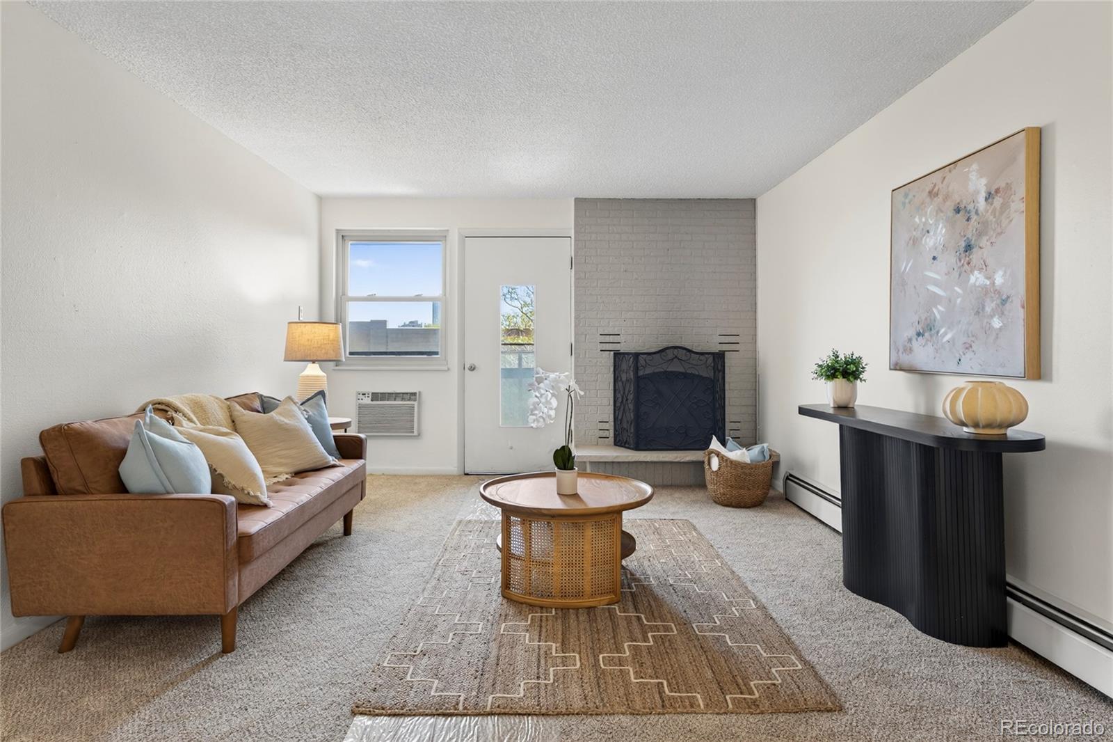 MLS Image #2 for 1233 n ogden street,denver, Colorado