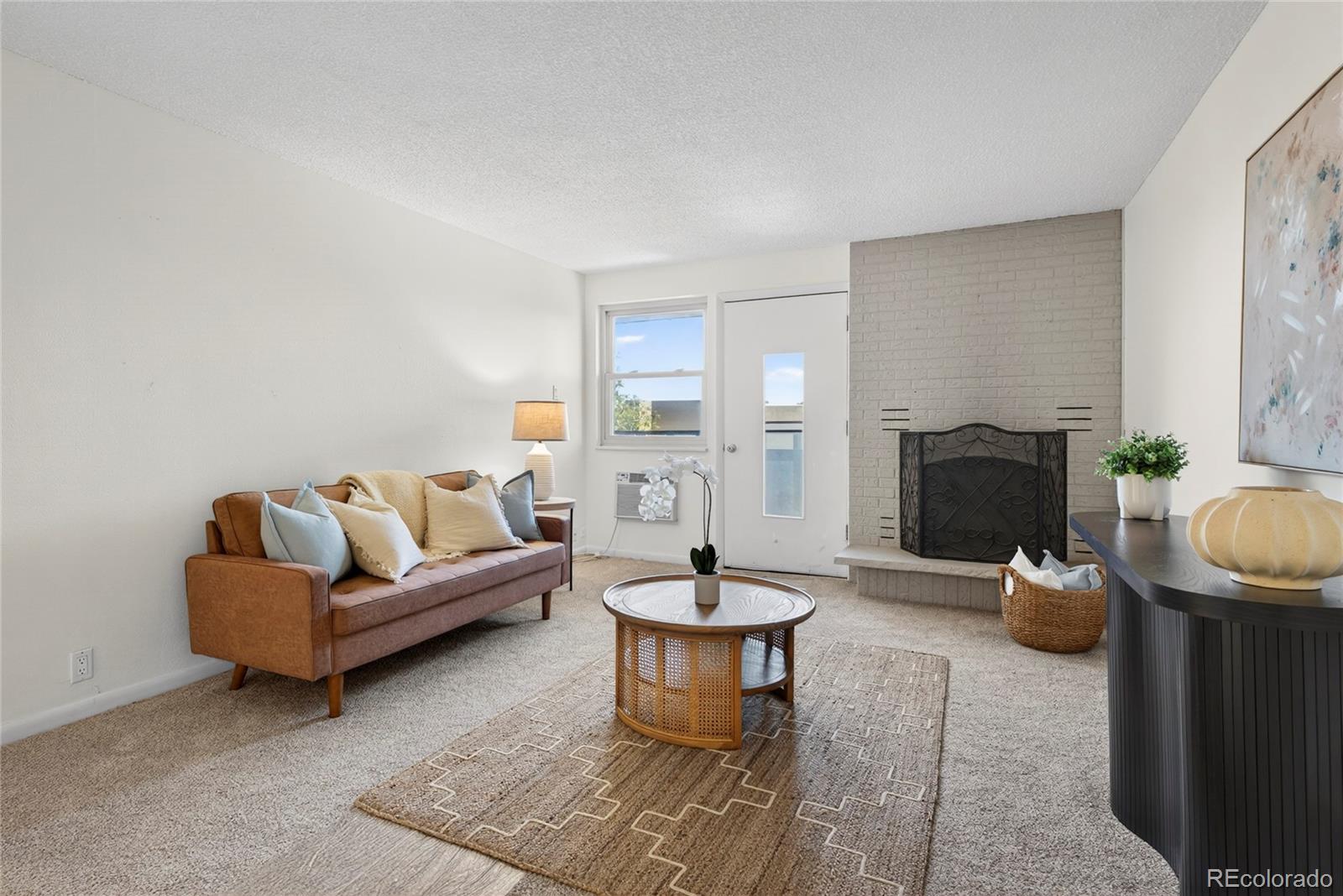 MLS Image #3 for 1233 n ogden street,denver, Colorado