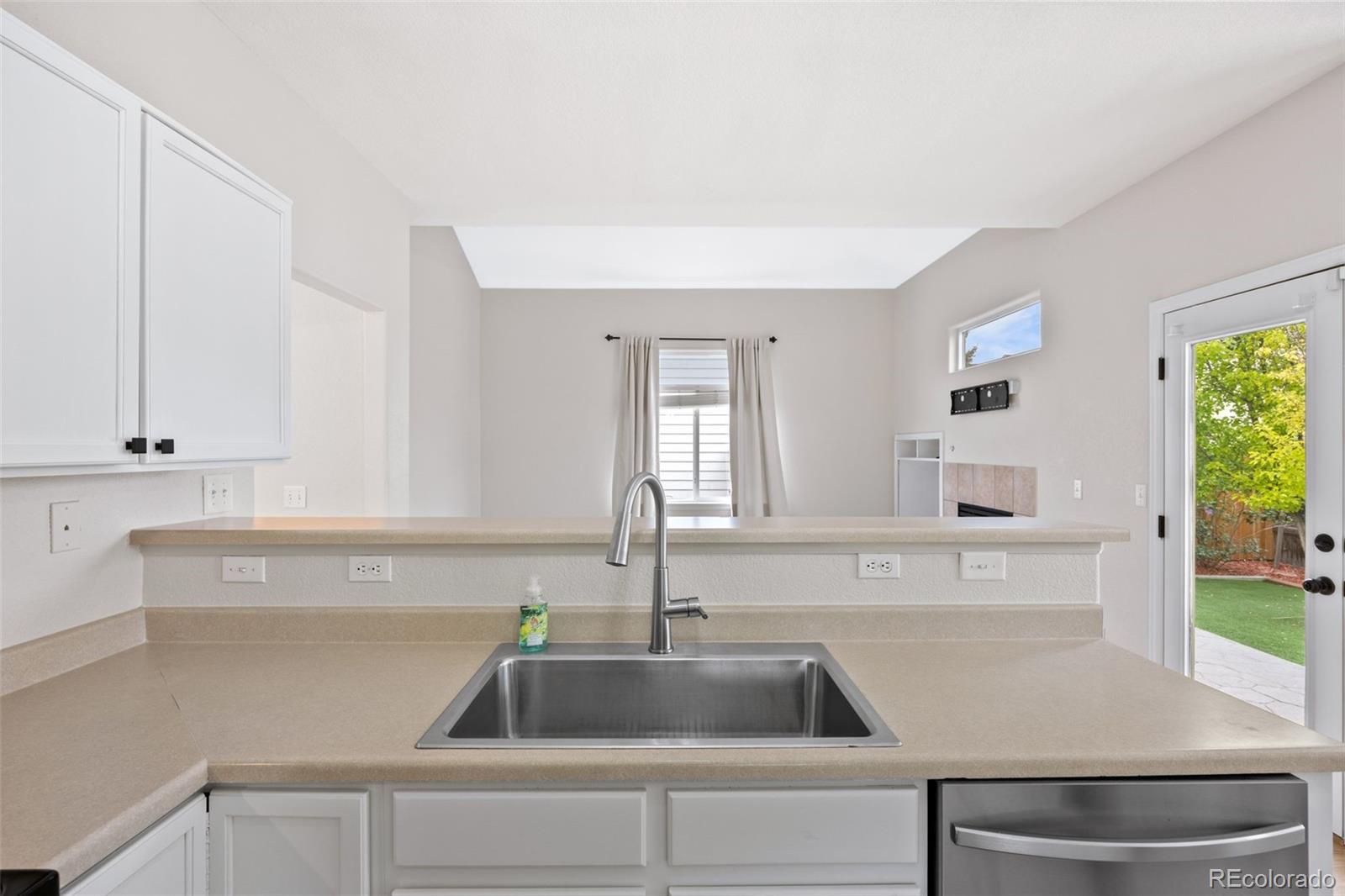 MLS Image #12 for 10114  wyandott circle,thornton, Colorado