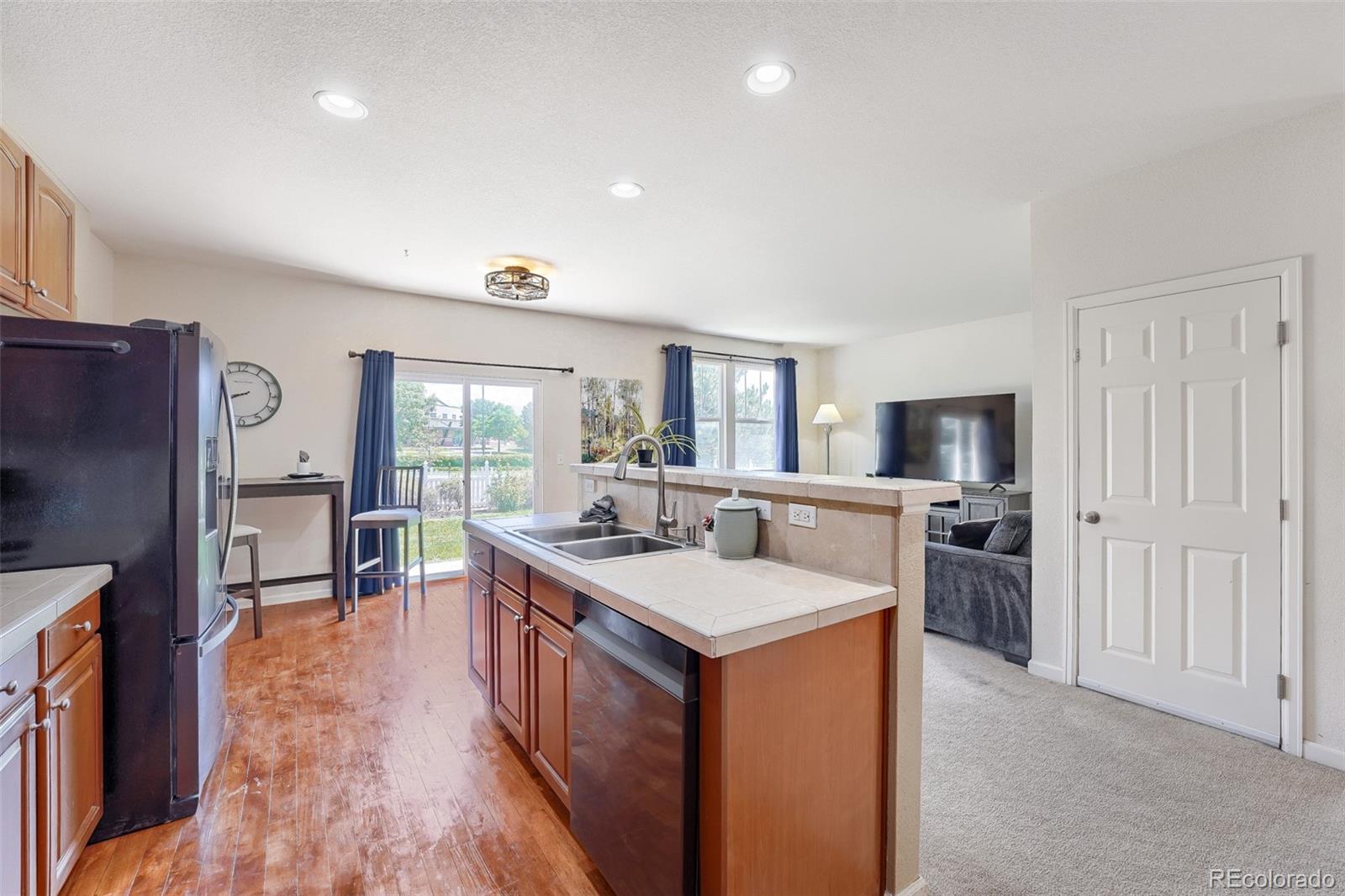 MLS Image #8 for 23738 e alabama place,aurora, Colorado