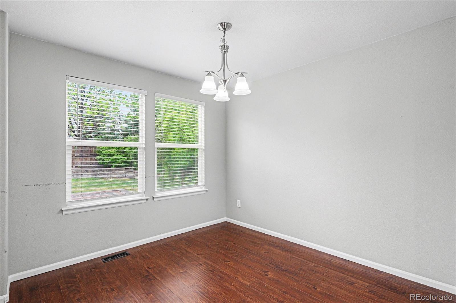 MLS Image #10 for 5353 s tibet street,aurora, Colorado