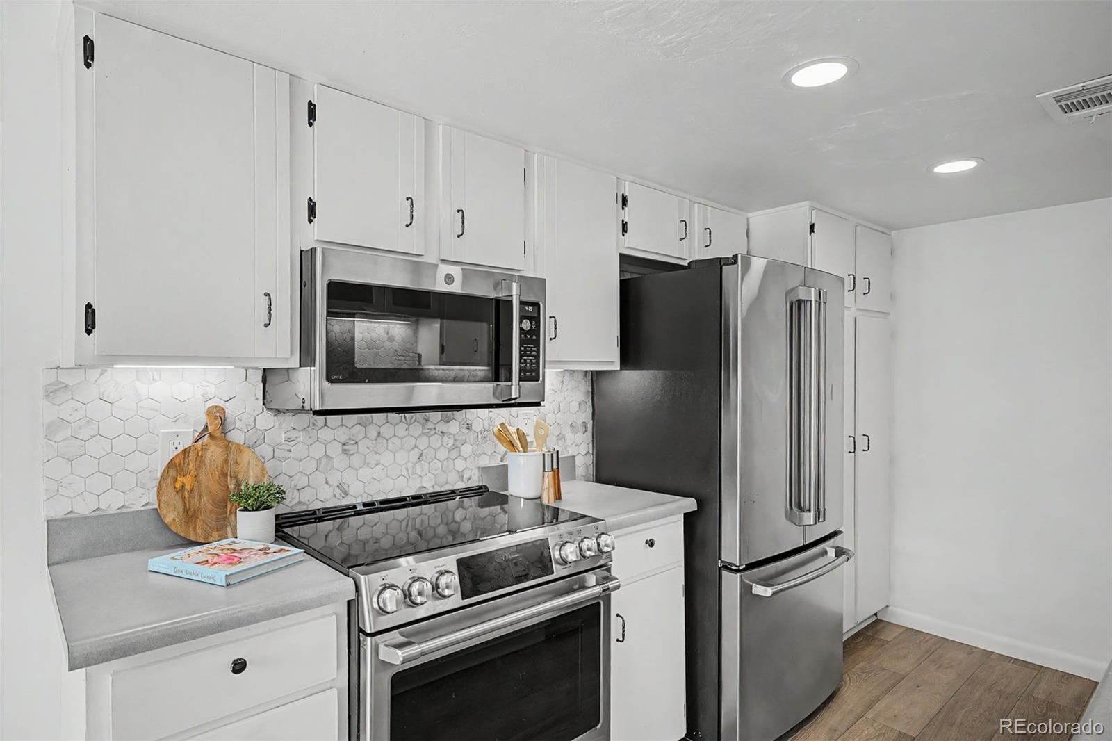 MLS Image #12 for 14513 e 12th avenue ,aurora, Colorado