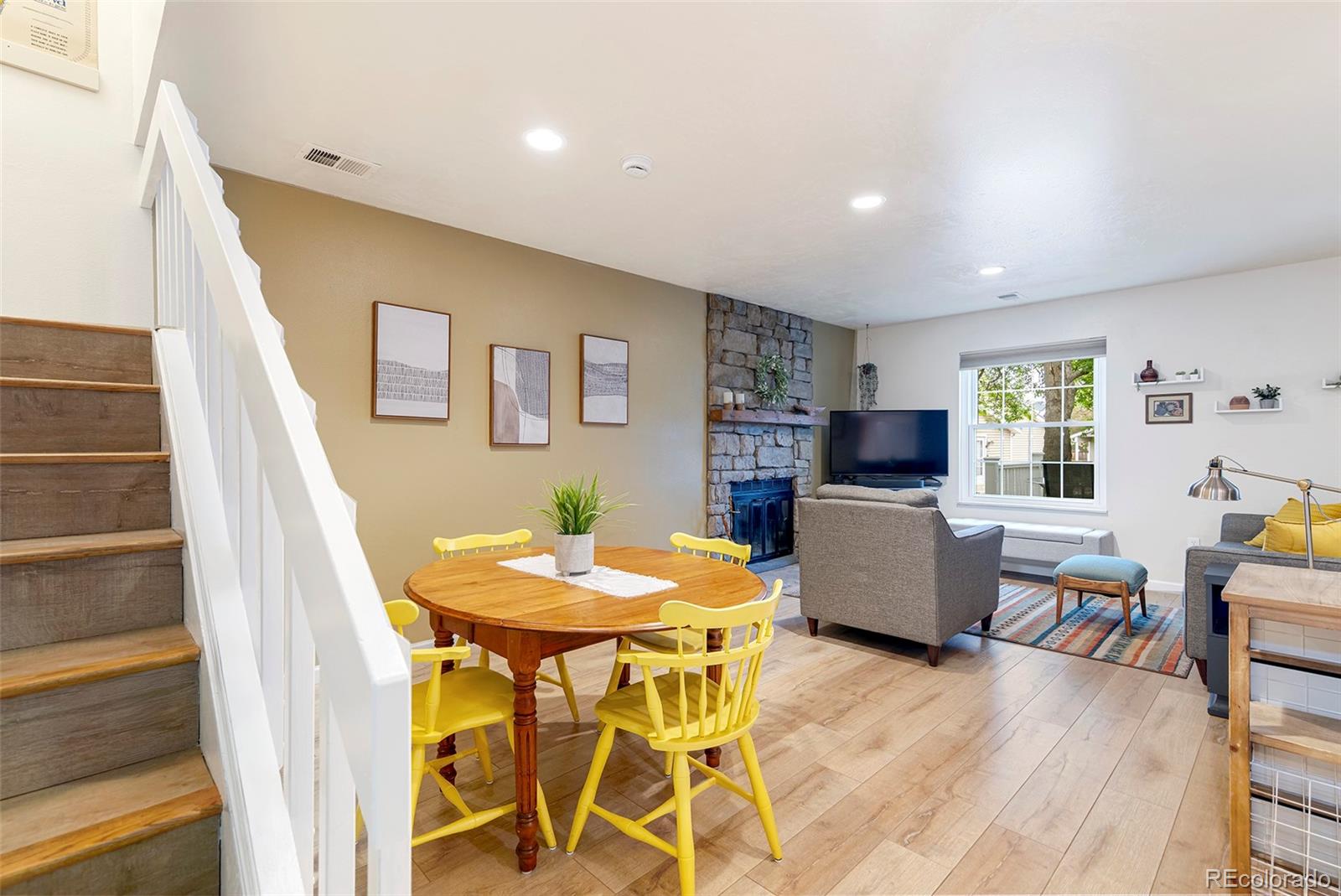 MLS Image #12 for 8472  everett way b,arvada, Colorado