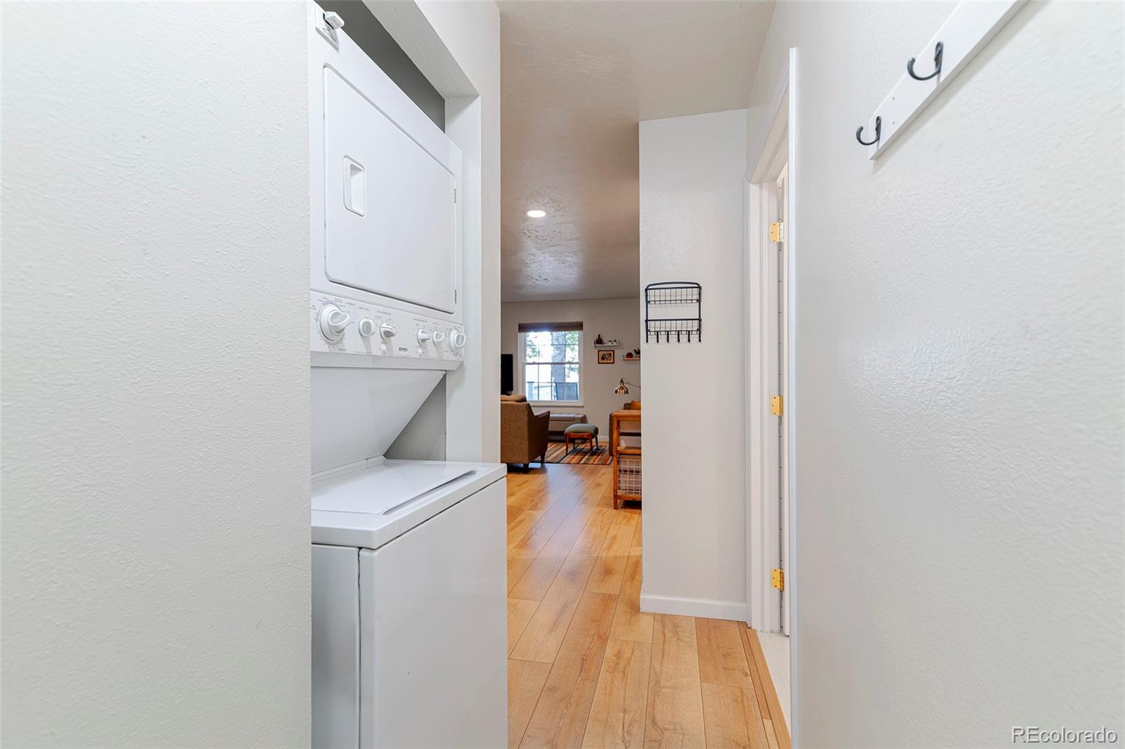 MLS Image #17 for 8472  everett way b,arvada, Colorado