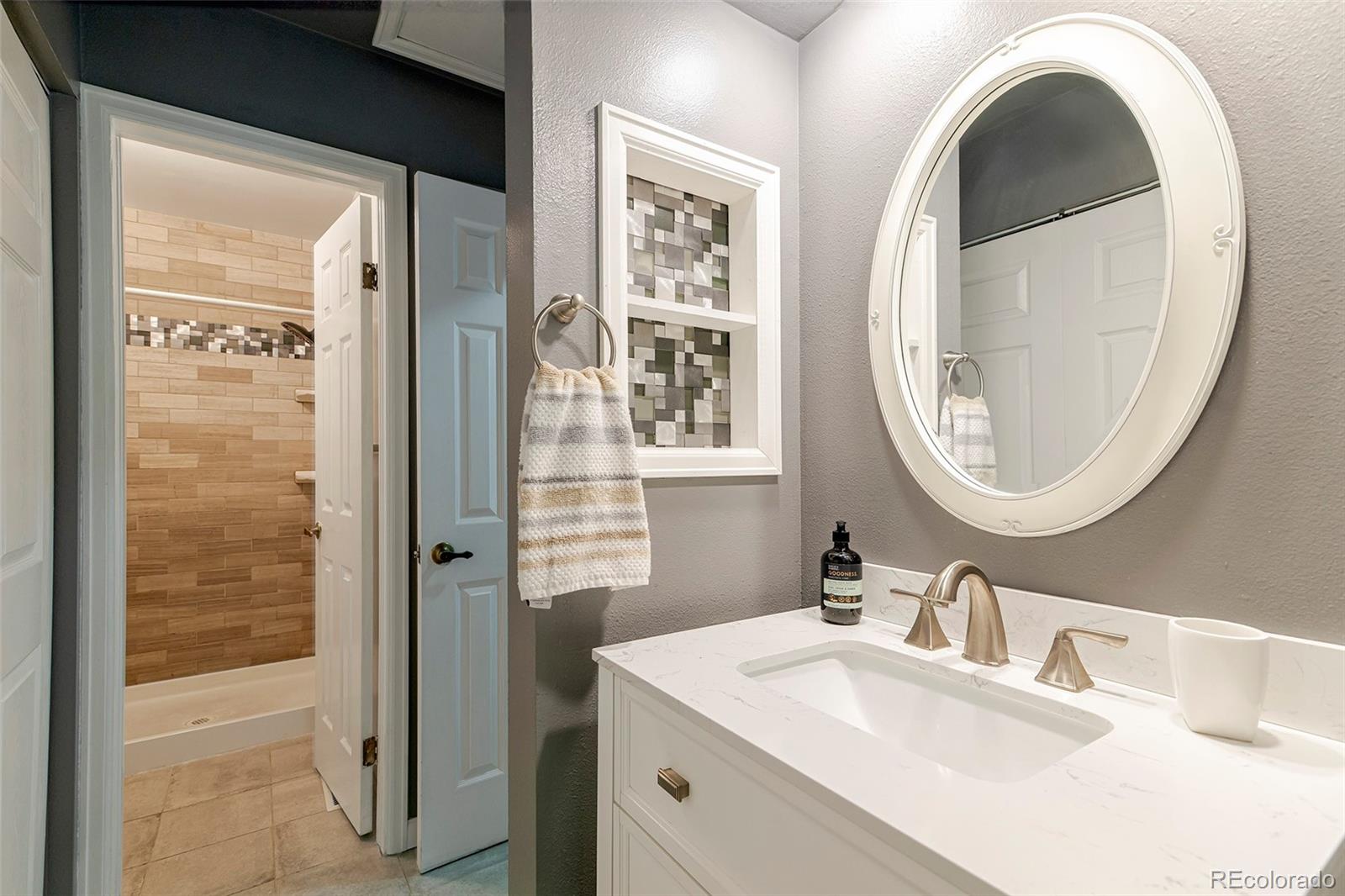 MLS Image #25 for 8472  everett way b,arvada, Colorado