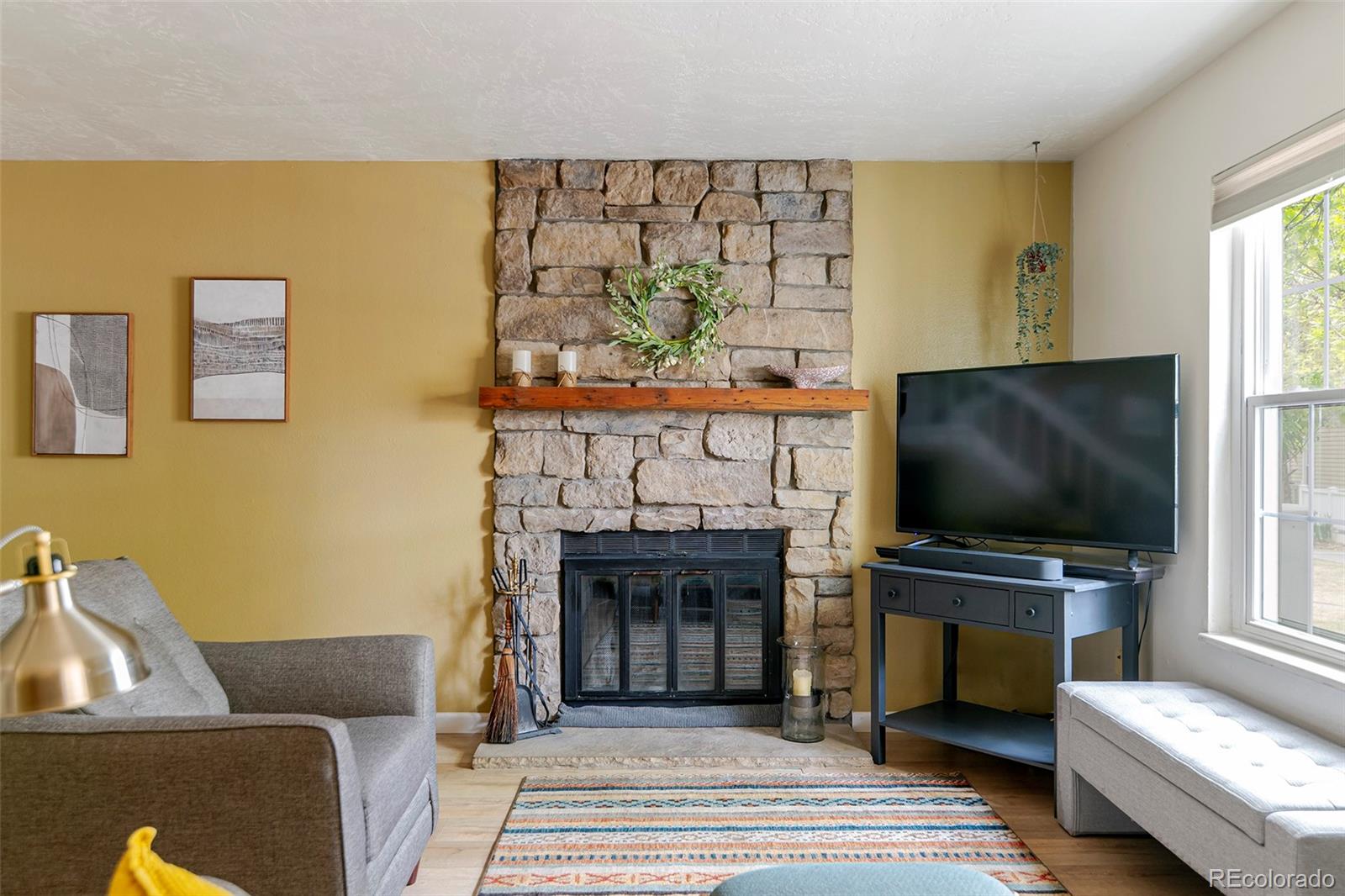 MLS Image #3 for 8472  everett way b,arvada, Colorado