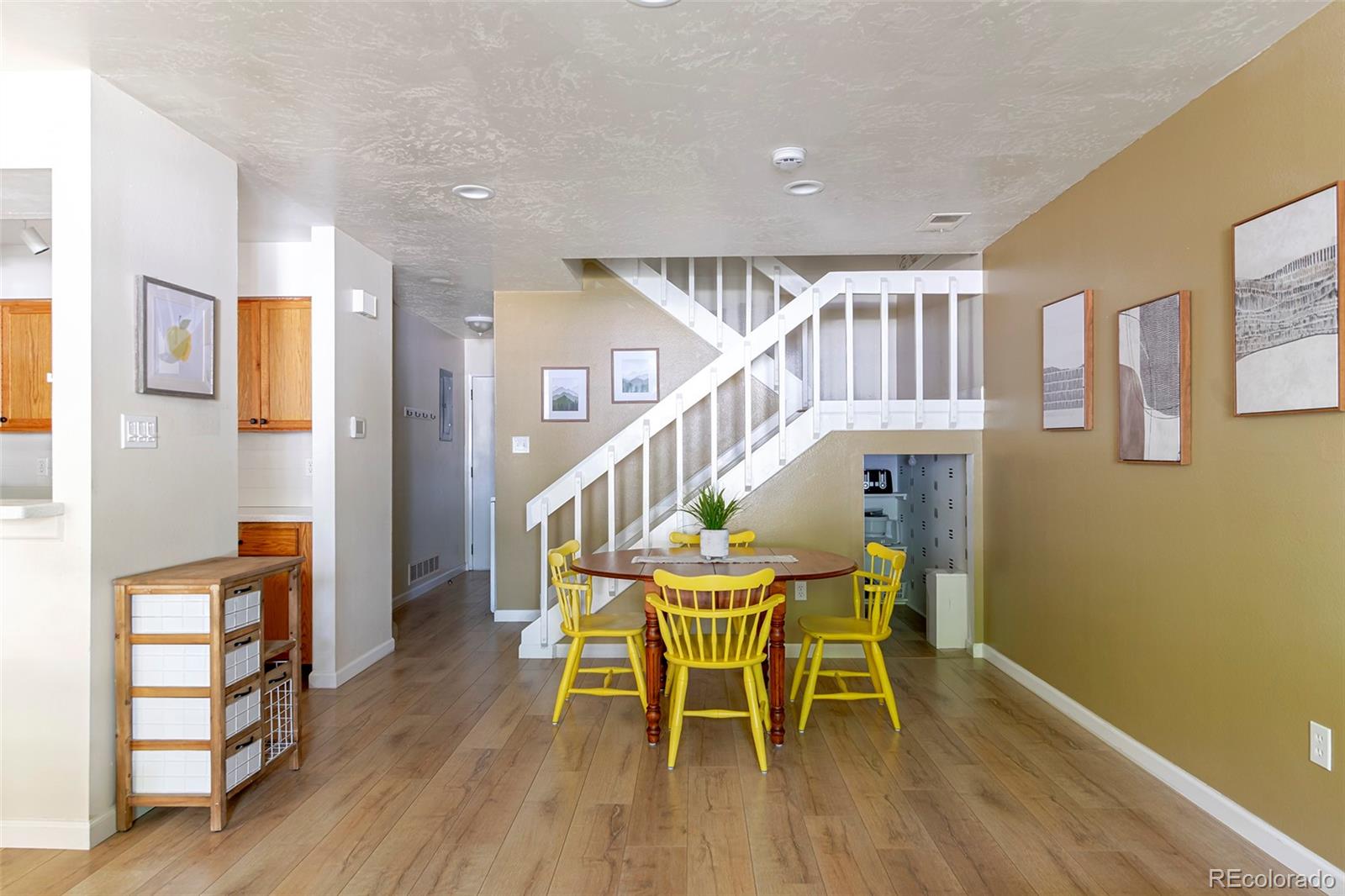 MLS Image #8 for 8472  everett way b,arvada, Colorado