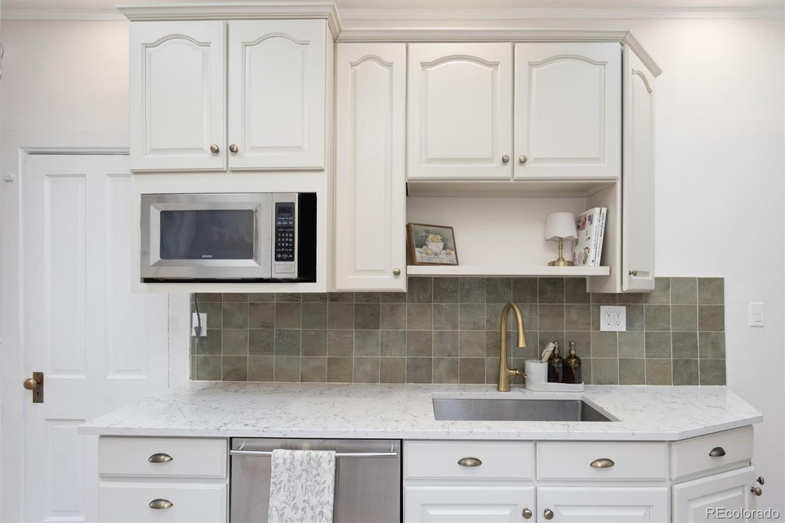 MLS Image #18 for 216 n sherman street,denver, Colorado