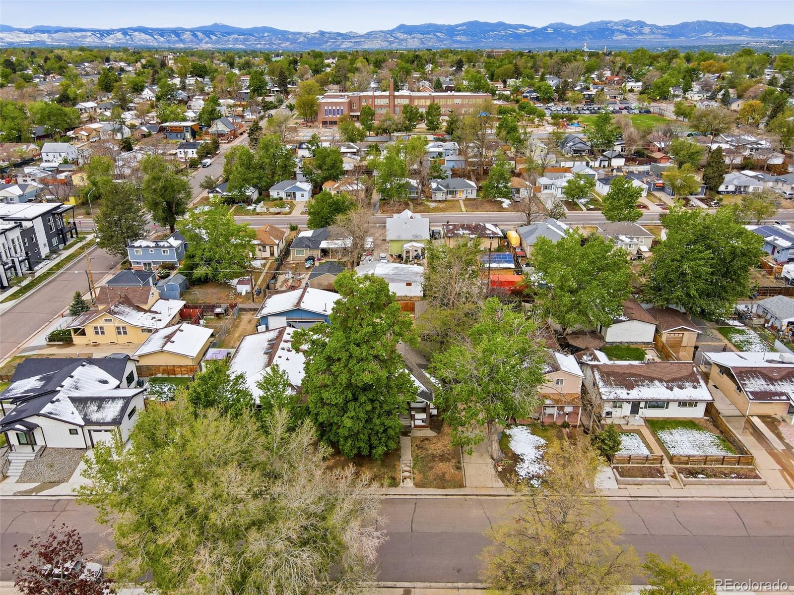 MLS Image #5 for 4925  wyandot street,denver, Colorado