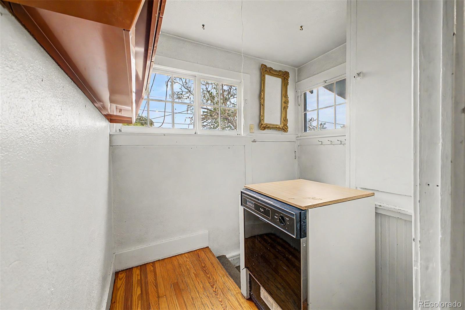 MLS Image #11 for 4980  wyandot street,denver, Colorado