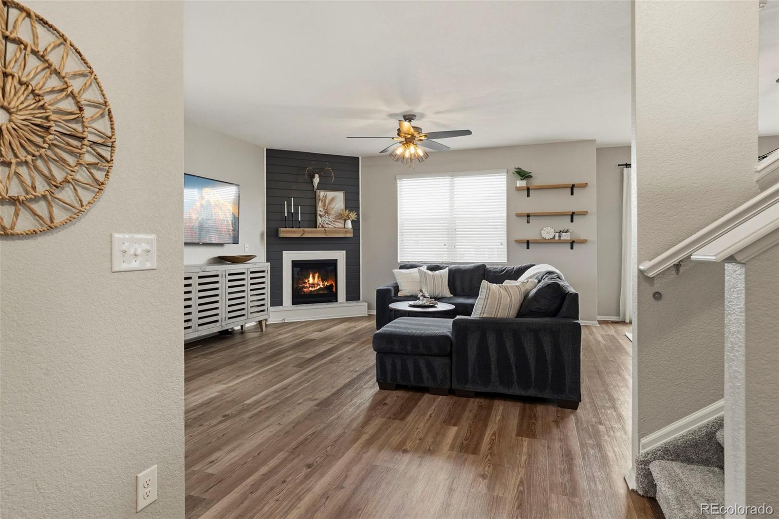 MLS Image #5 for 5918  point rider circle,castle rock, Colorado