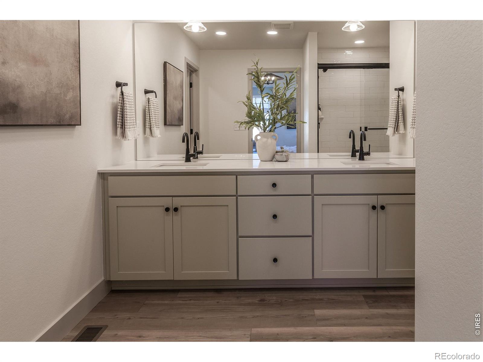 MLS Image #26 for 744  trumpet court,windsor, Colorado