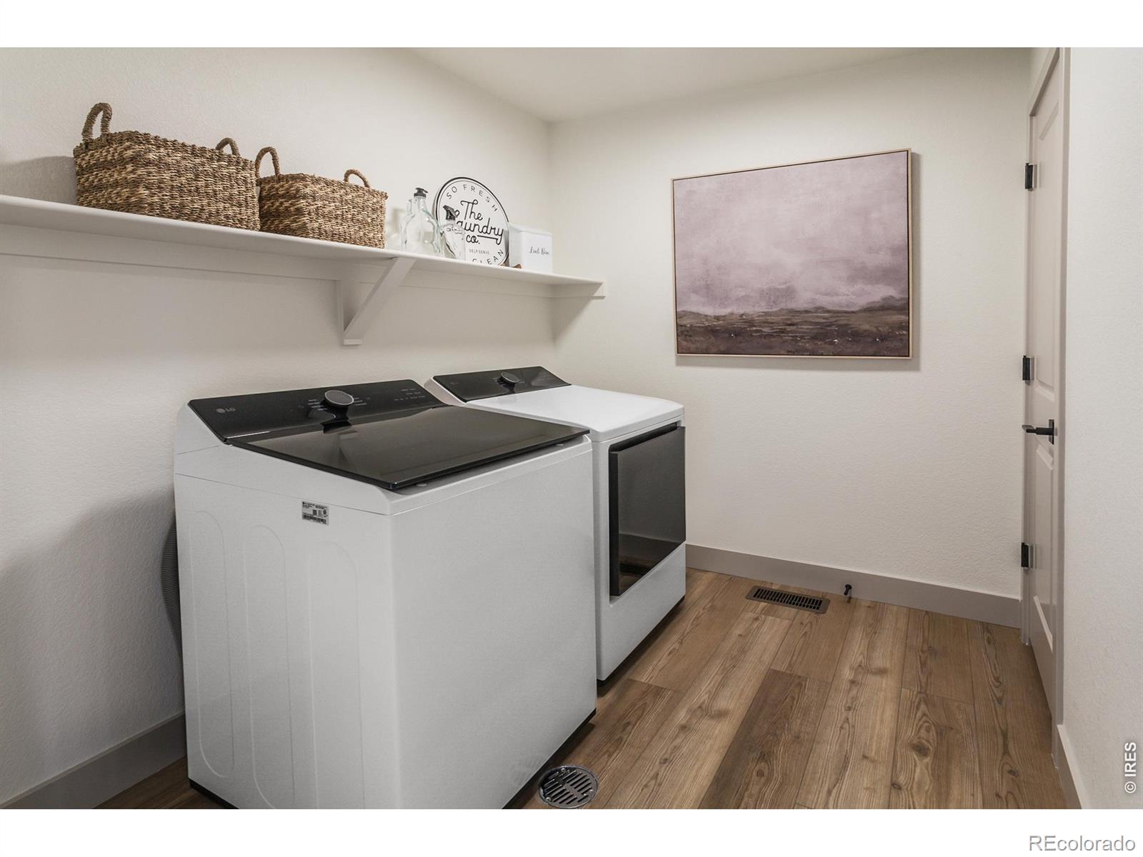 MLS Image #28 for 744  trumpet court,windsor, Colorado