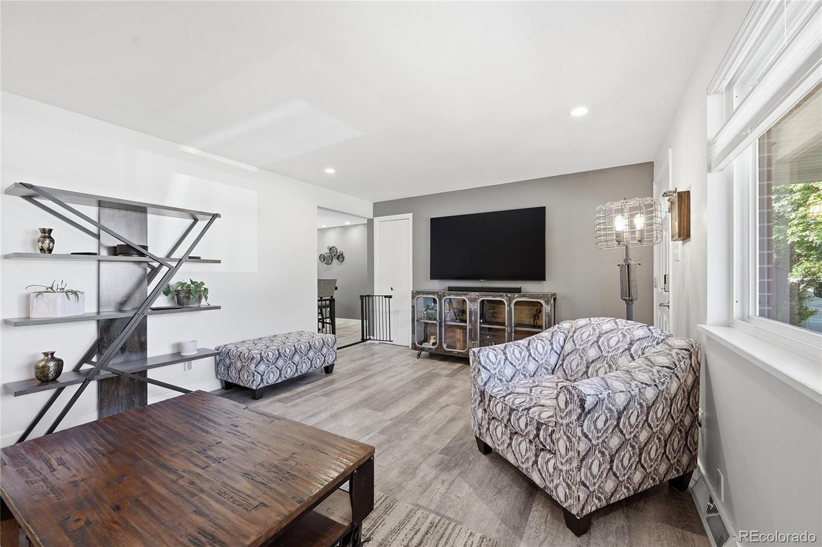 MLS Image #3 for 1637 s balsam court,lakewood, Colorado