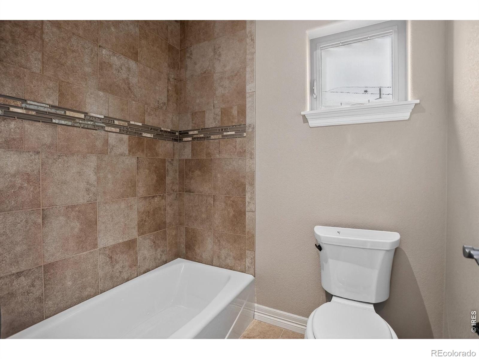 MLS Image #41 for 6134  southern hills drive,windsor, Colorado