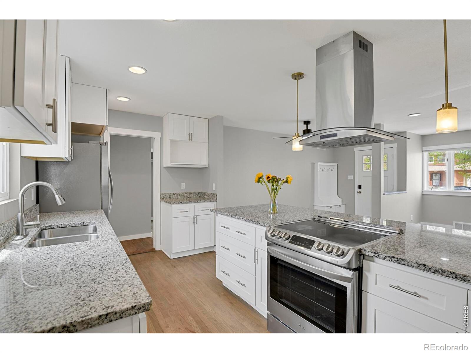 MLS Image #8 for 1216  kingston street,aurora, Colorado