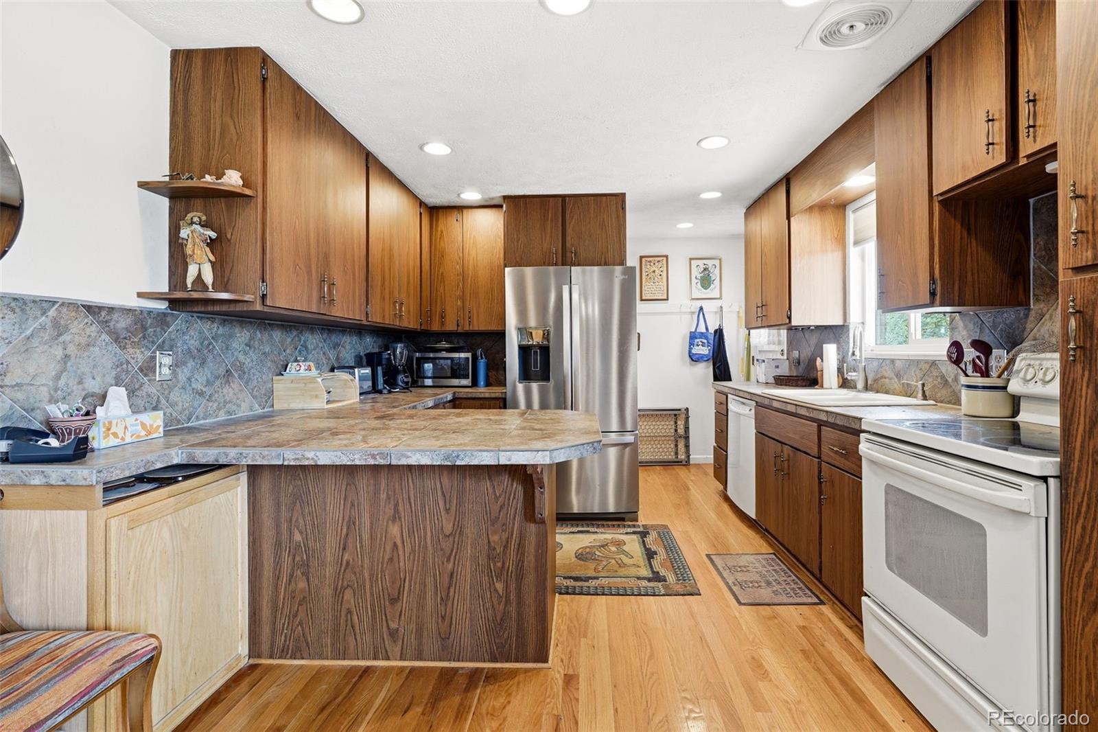 MLS Image #17 for 6631 s billings way,centennial, Colorado