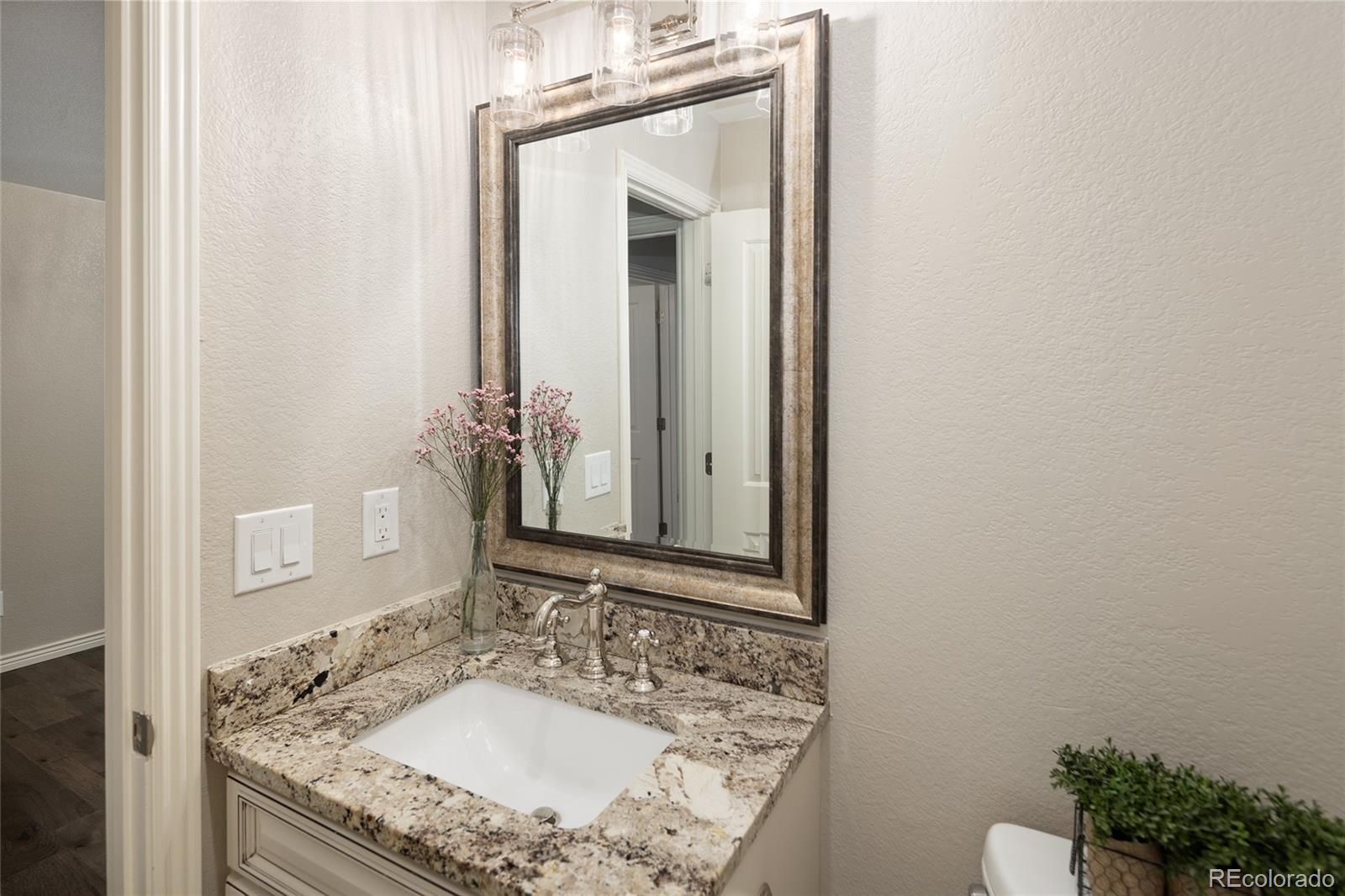 MLS Image #16 for 3368 s oneida way ,denver, Colorado