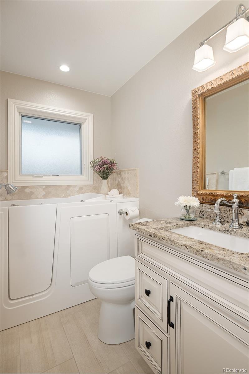 MLS Image #21 for 3368 s oneida way ,denver, Colorado