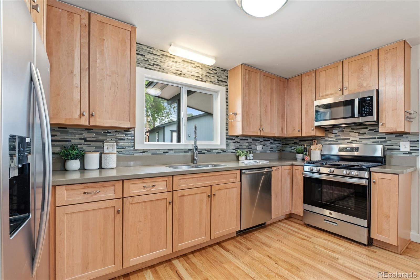 MLS Image #8 for 425 w 4th avenue drive,broomfield, Colorado