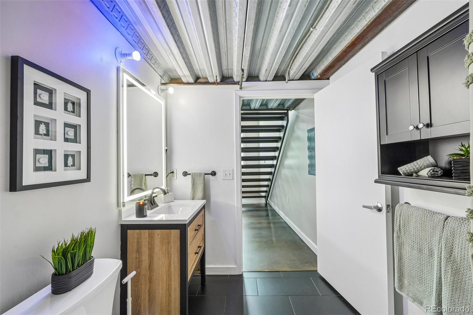 MLS Image #20 for 1111  osage street 16,denver, Colorado