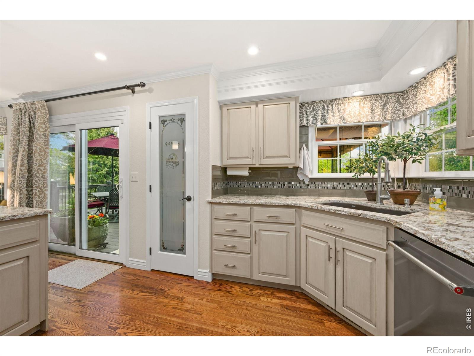 MLS Image #9 for 2758  glendale drive,loveland, Colorado