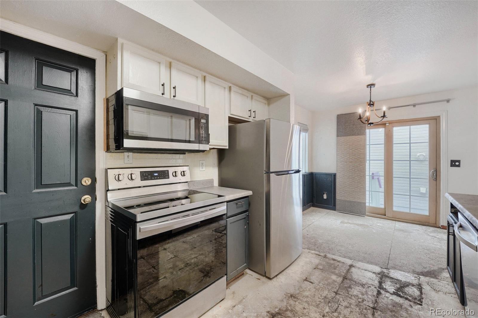 MLS Image #3 for 1553 s buckley circle,aurora, Colorado